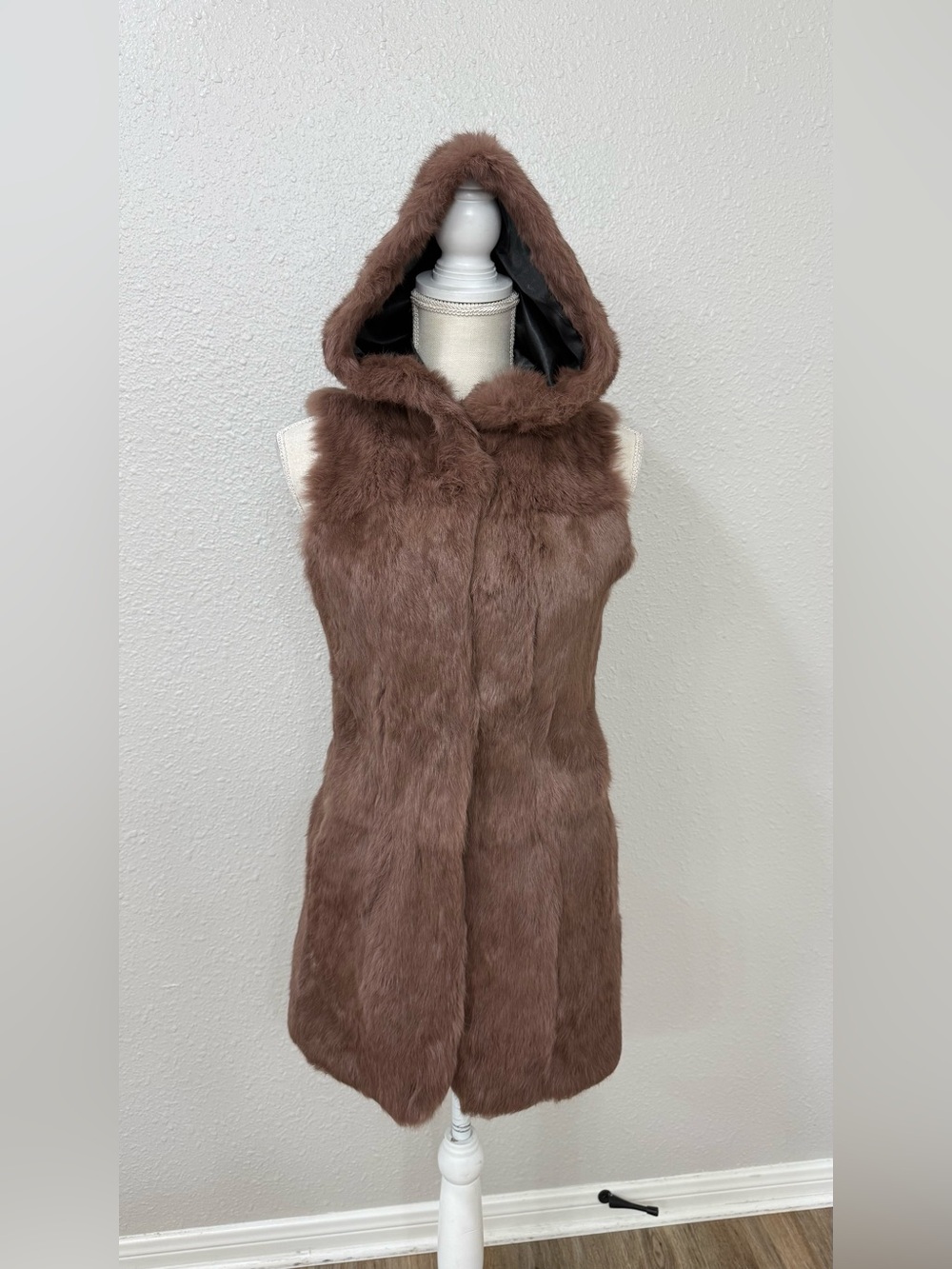Brown Genuine Rabbit Fur Hooded Long Vest Size XS Sleeveless Fur Gilet